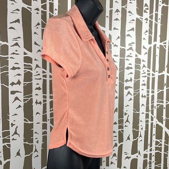 Almost Famous Peach Terrycloth Cropped Collared Shirt M NEW - Picture 2 of 9